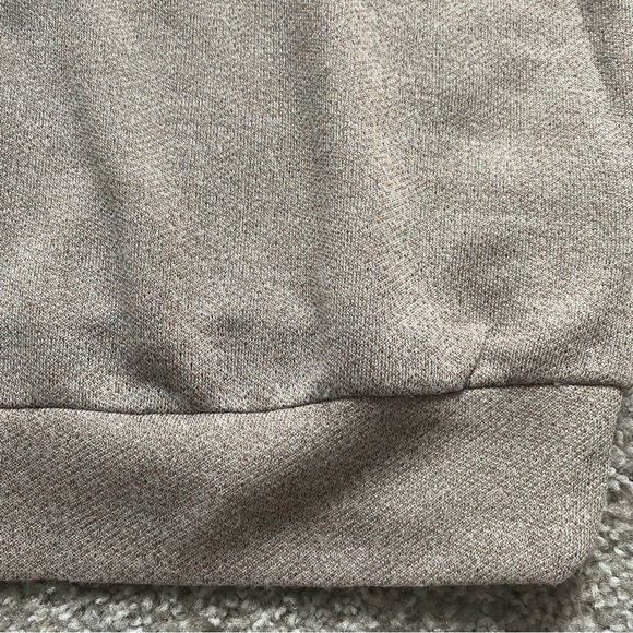 CUPCAKES AND CASHMERE Balloon Sleeve Pullover Sweatshirt - Picture 3 of 11